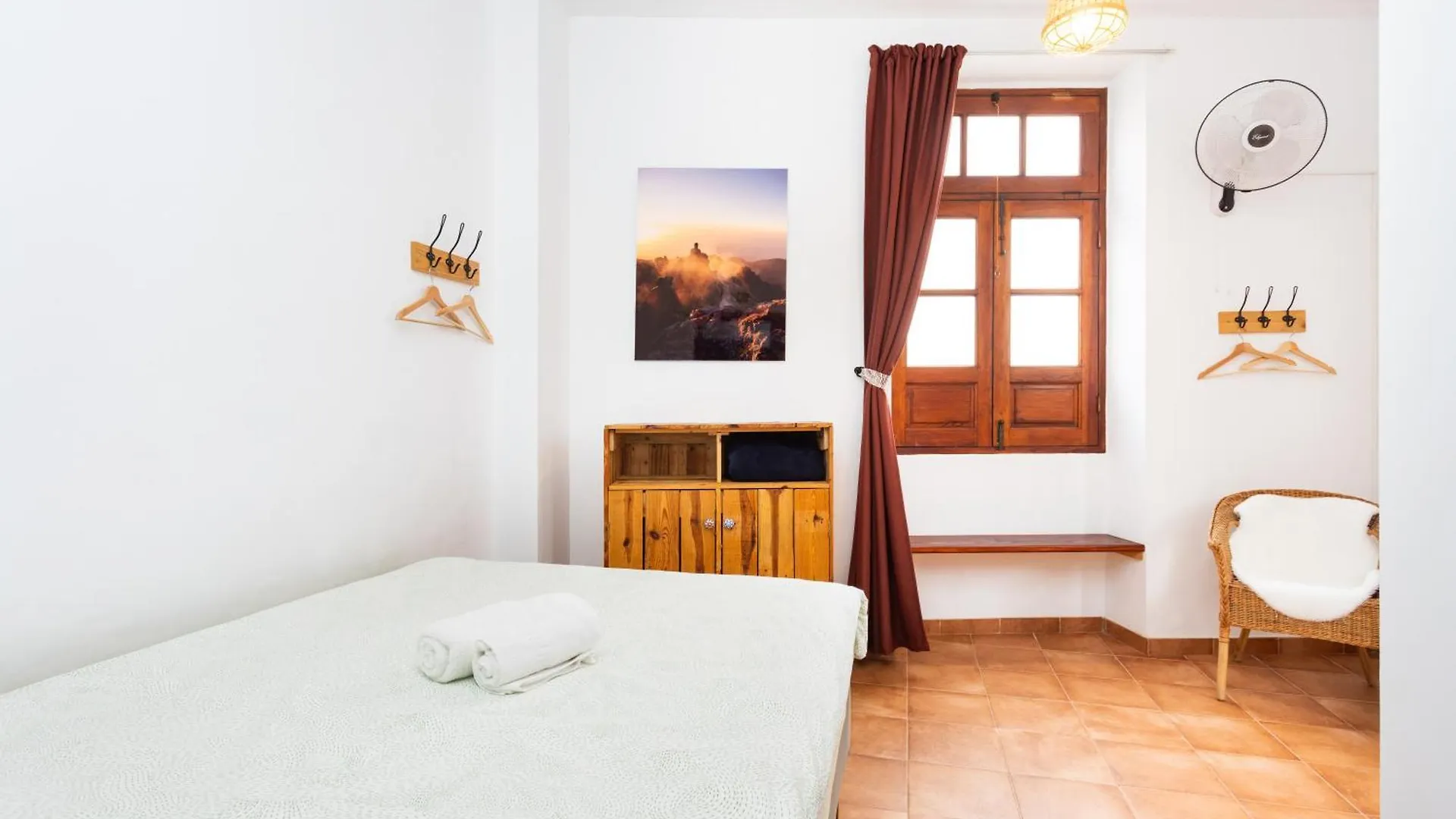 Tenohomes Calm En-Suite Room Buenavista 布埃纳维斯塔城北 0*,  西班牙
